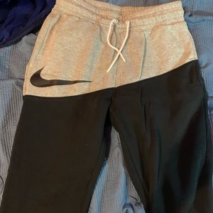 Nike joggers